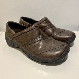 merrell nursing shoes